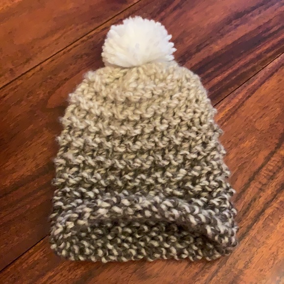 Loom Knit Pom Pom Baby Hat - Picture 4 of 4